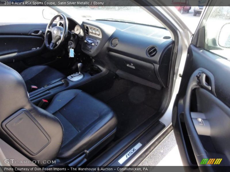 Dashboard of 2004 RSX Sports Coupe