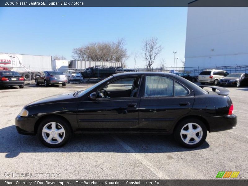 Super Black / Stone 2000 Nissan Sentra SE