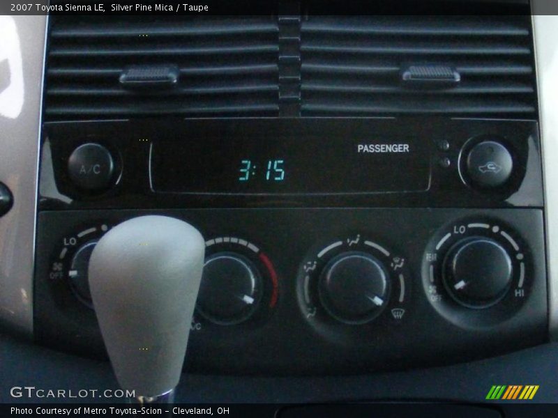 Silver Pine Mica / Taupe 2007 Toyota Sienna LE