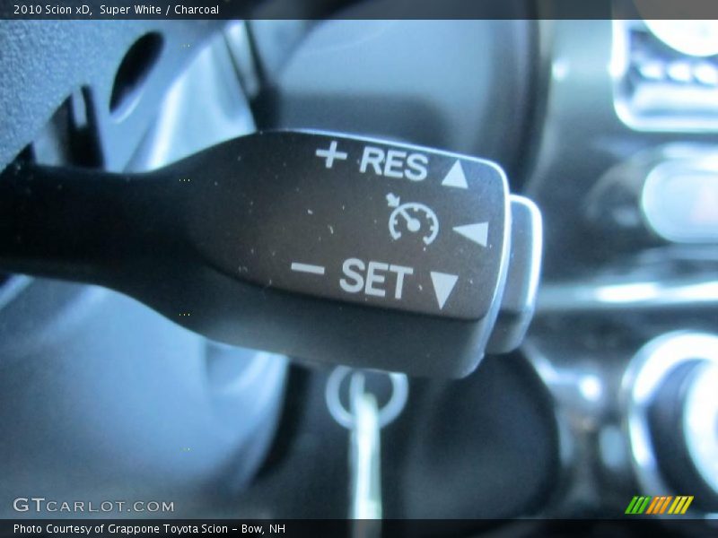 Super White / Charcoal 2010 Scion xD