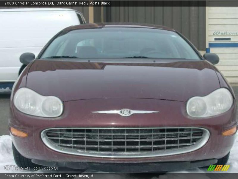 Dark Garnet Red / Agate Black 2000 Chrysler Concorde LXi