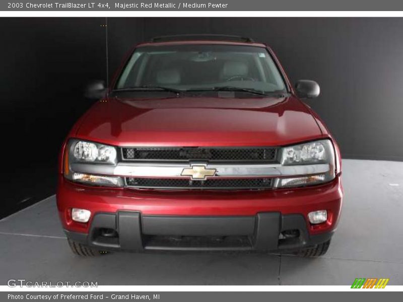 Majestic Red Metallic / Medium Pewter 2003 Chevrolet TrailBlazer LT 4x4