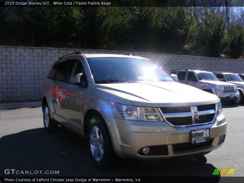 White Gold / Pastel Pebble Beige 2010 Dodge Journey SXT