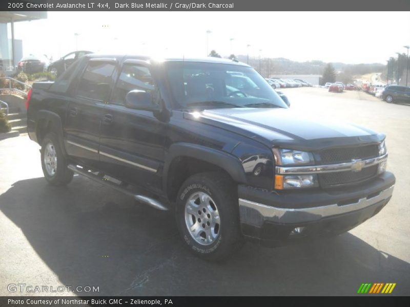 Dark Blue Metallic / Gray/Dark Charcoal 2005 Chevrolet Avalanche LT 4x4