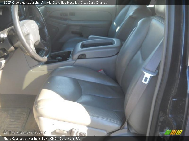 Dark Blue Metallic / Gray/Dark Charcoal 2005 Chevrolet Avalanche LT 4x4