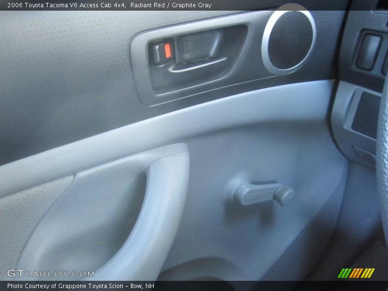 Radiant Red / Graphite Gray 2006 Toyota Tacoma V6 Access Cab 4x4