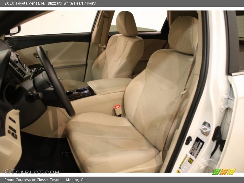 Blizzard White Pearl / Ivory 2010 Toyota Venza I4