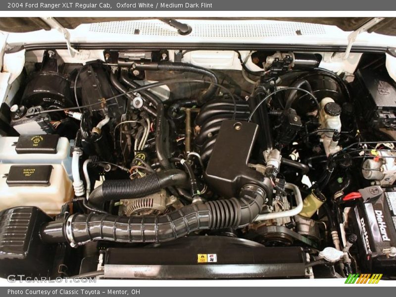 Oxford White / Medium Dark Flint 2004 Ford Ranger XLT Regular Cab
