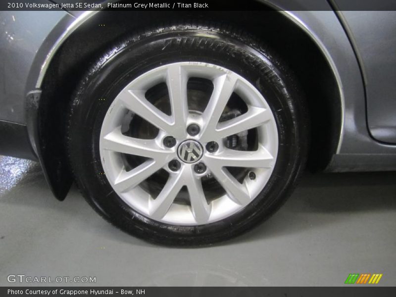 Platinum Grey Metallic / Titan Black 2010 Volkswagen Jetta SE Sedan