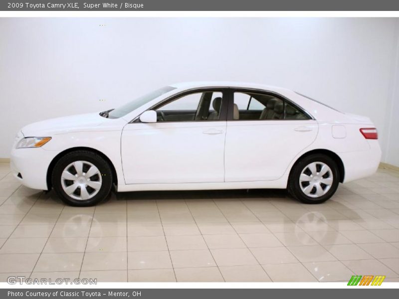 Super White / Bisque 2009 Toyota Camry XLE