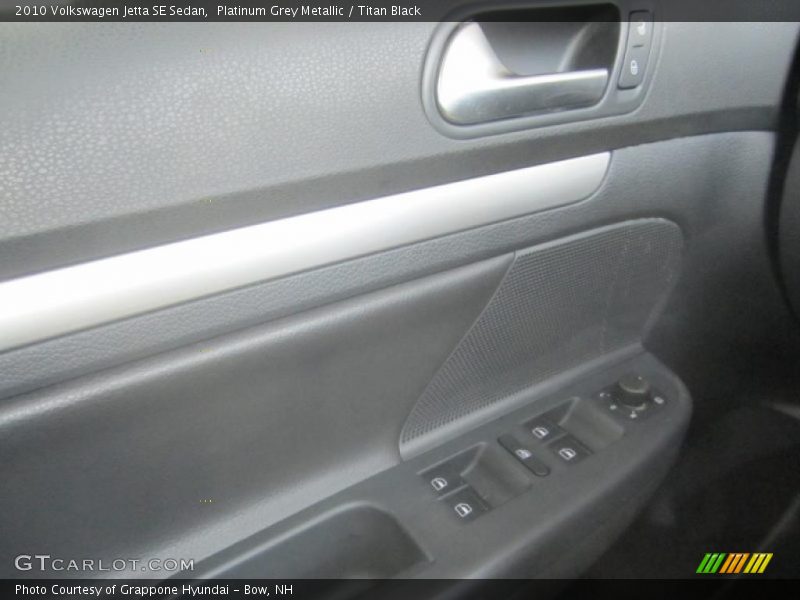 Platinum Grey Metallic / Titan Black 2010 Volkswagen Jetta SE Sedan