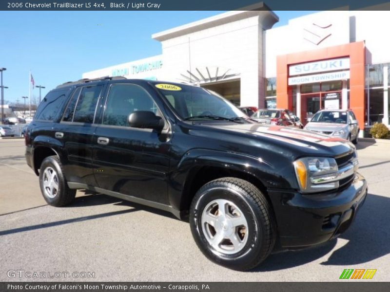 Black / Light Gray 2006 Chevrolet TrailBlazer LS 4x4