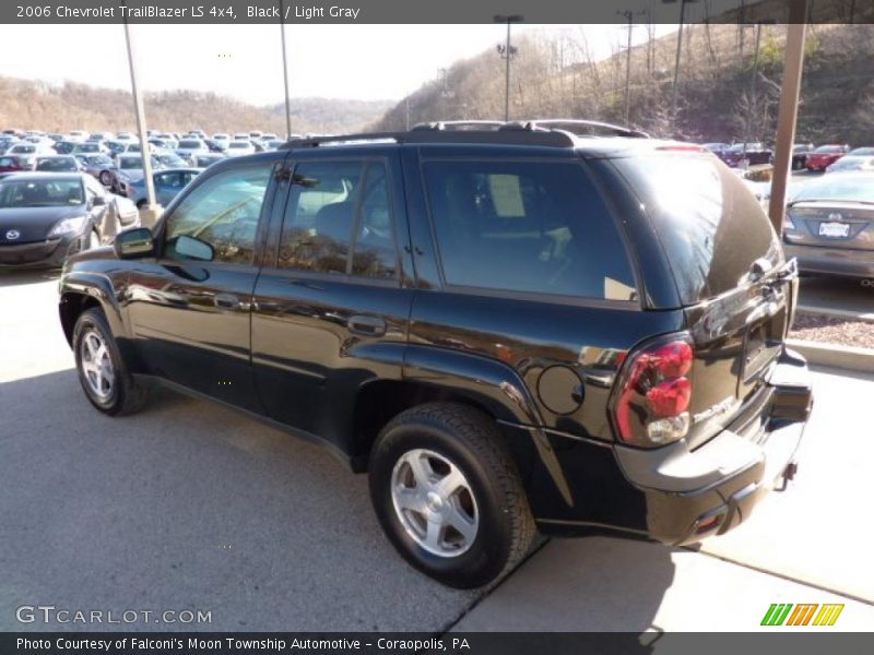 Black / Light Gray 2006 Chevrolet TrailBlazer LS 4x4