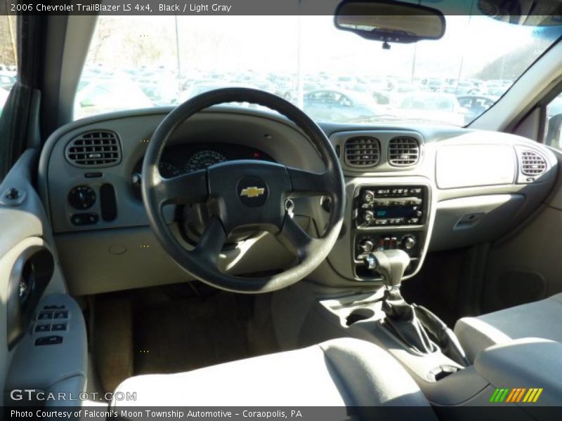 Black / Light Gray 2006 Chevrolet TrailBlazer LS 4x4