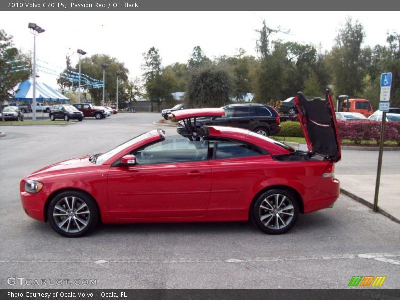 Passion Red / Off Black 2010 Volvo C70 T5