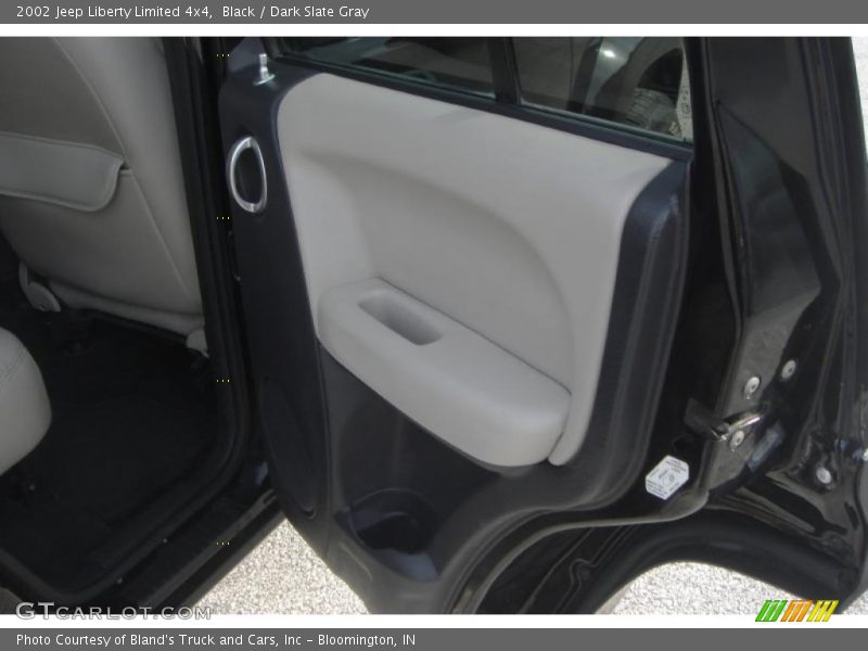 Black / Dark Slate Gray 2002 Jeep Liberty Limited 4x4