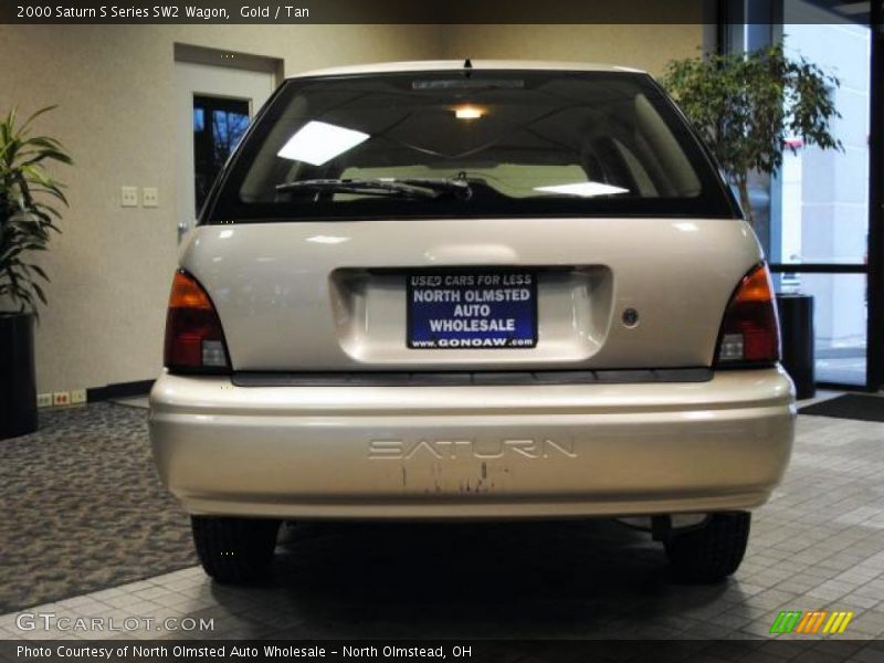 Gold / Tan 2000 Saturn S Series SW2 Wagon