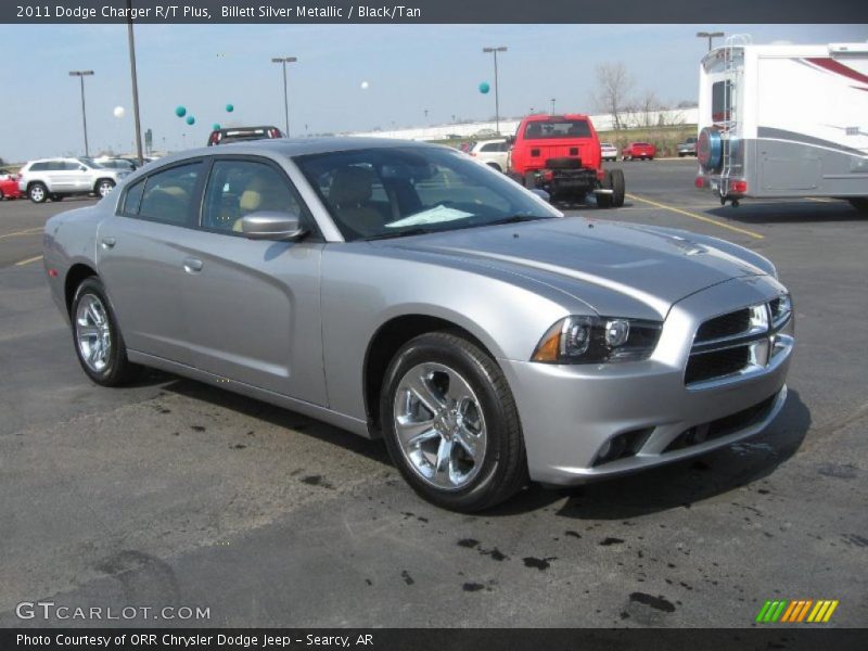 Front 3/4 View of 2011 Charger R/T Plus