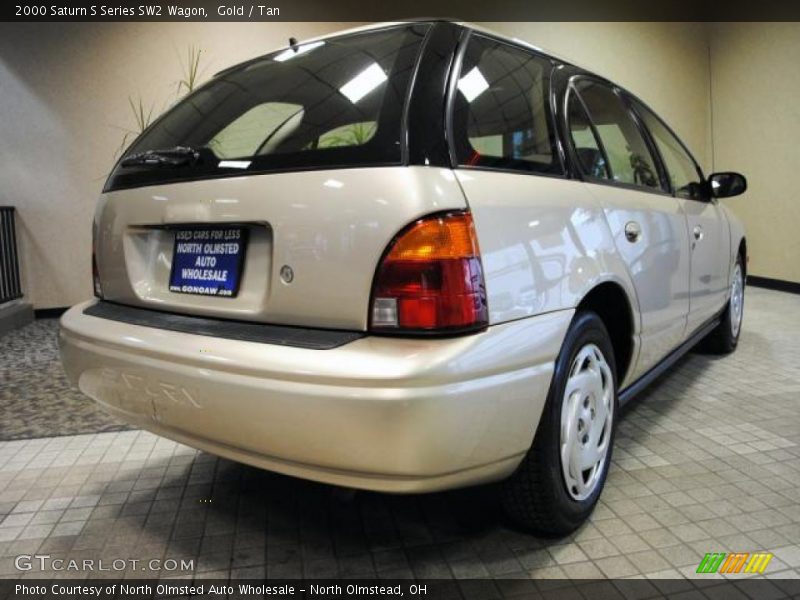 Gold / Tan 2000 Saturn S Series SW2 Wagon