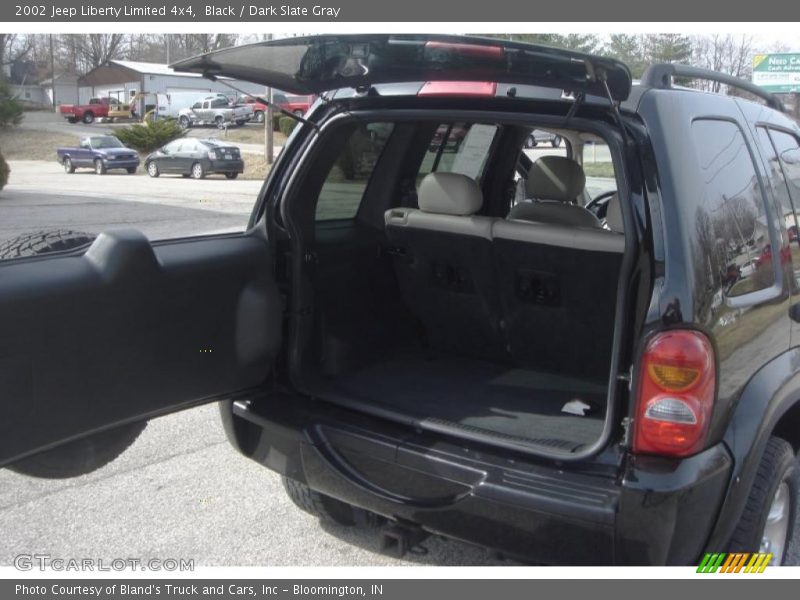 Black / Dark Slate Gray 2002 Jeep Liberty Limited 4x4