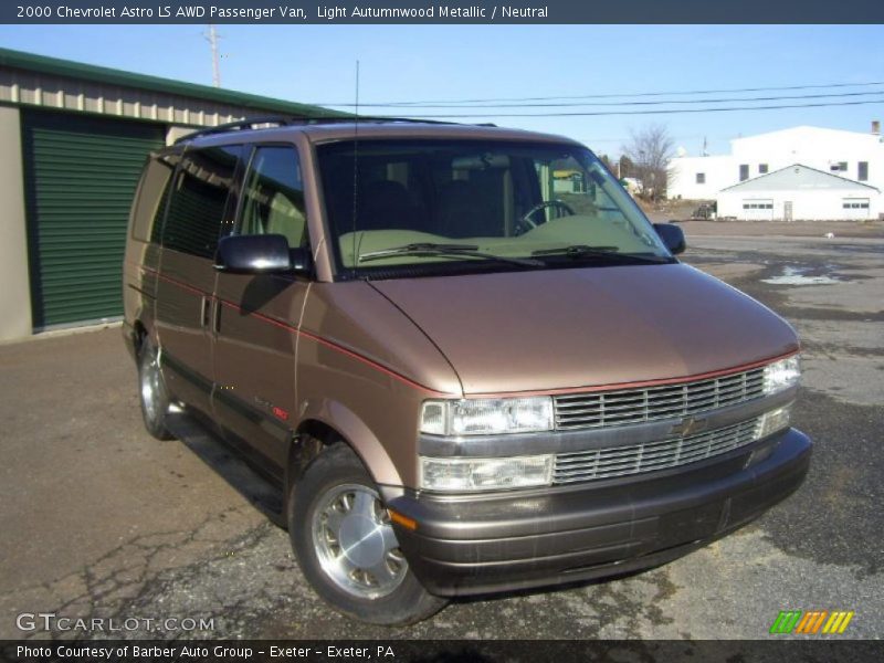 Front 3/4 View of 2000 Astro LS AWD Passenger Van