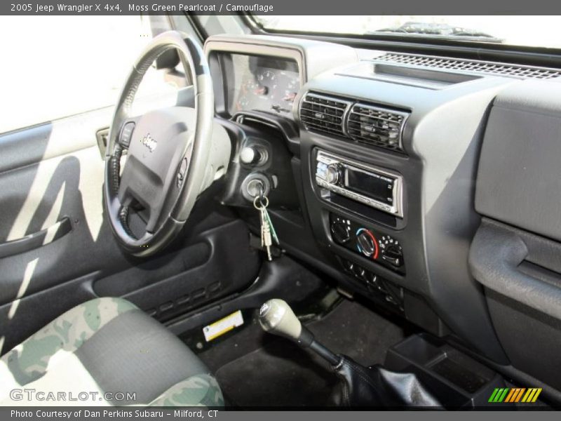 Moss Green Pearlcoat / Camouflage 2005 Jeep Wrangler X 4x4