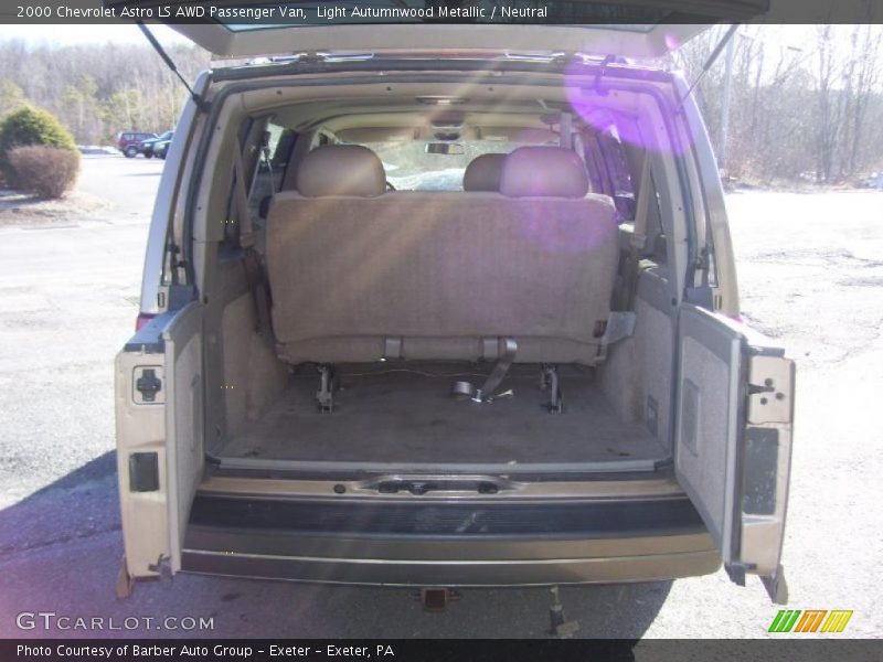 2000 Astro LS AWD Passenger Van Trunk