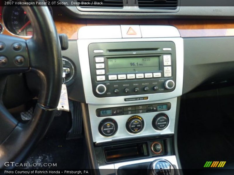 Deep Black / Black 2007 Volkswagen Passat 2.0T Sedan