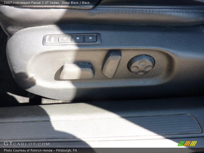 Deep Black / Black 2007 Volkswagen Passat 2.0T Sedan