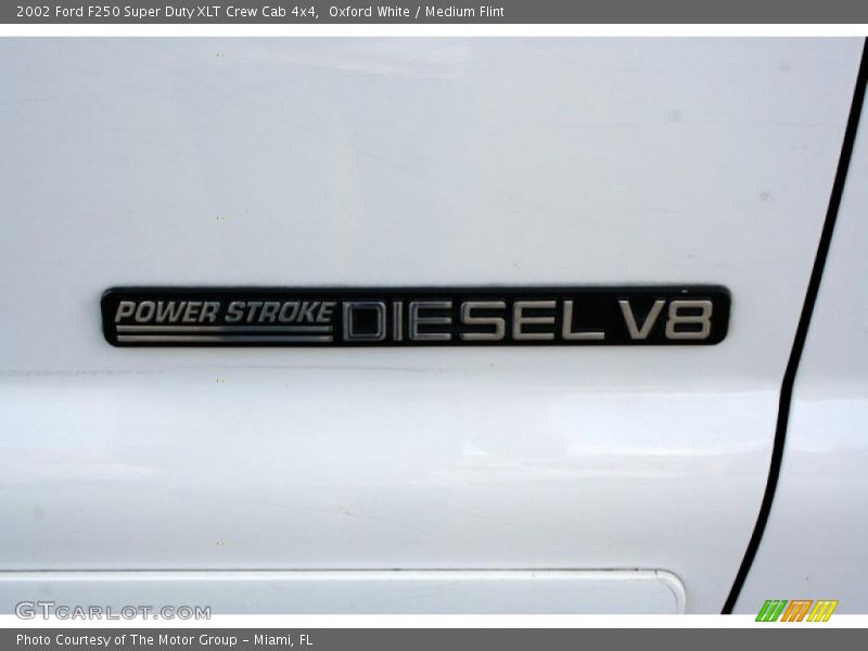 Oxford White / Medium Flint 2002 Ford F250 Super Duty XLT Crew Cab 4x4