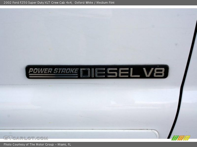 Oxford White / Medium Flint 2002 Ford F250 Super Duty XLT Crew Cab 4x4