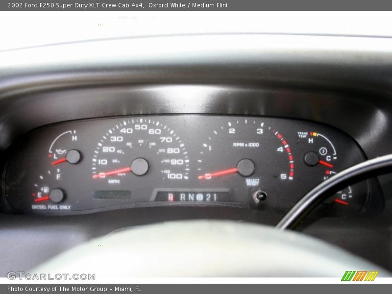 Oxford White / Medium Flint 2002 Ford F250 Super Duty XLT Crew Cab 4x4