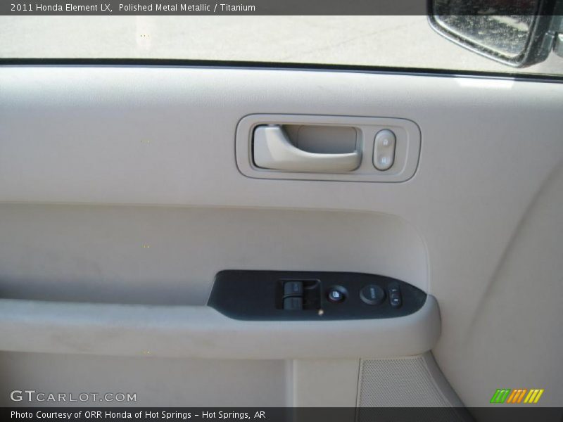 Polished Metal Metallic / Titanium 2011 Honda Element LX