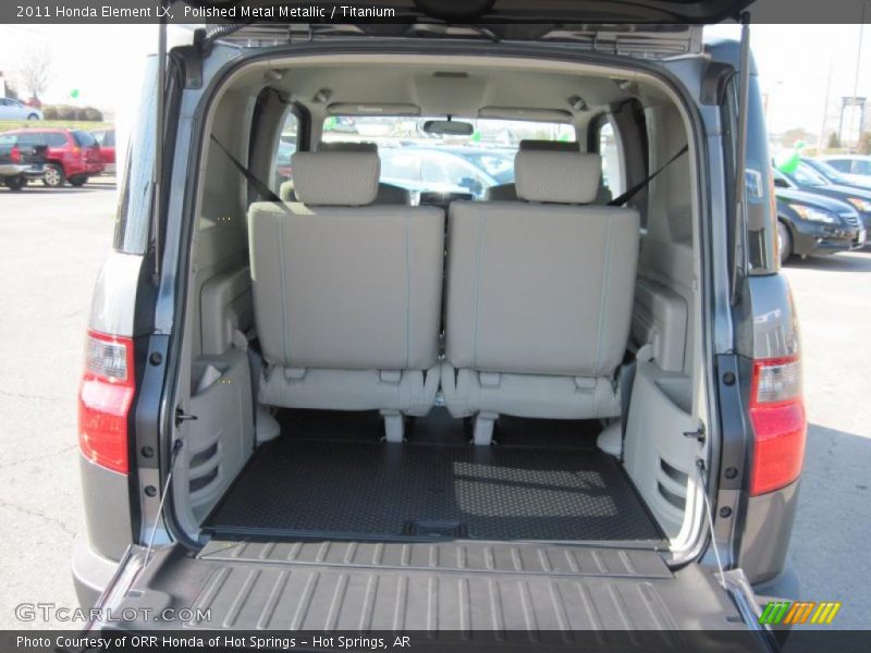  2011 Element LX Trunk