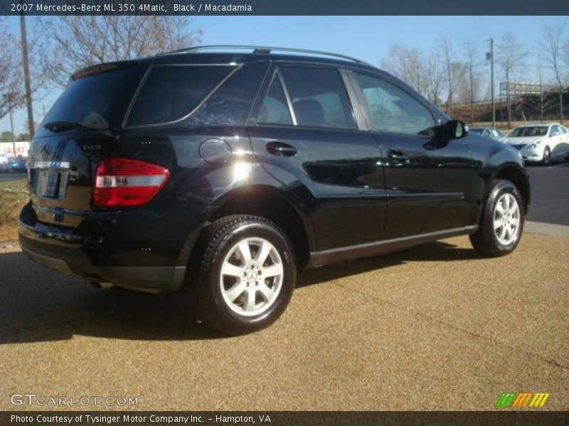 Black / Macadamia 2007 Mercedes-Benz ML 350 4Matic