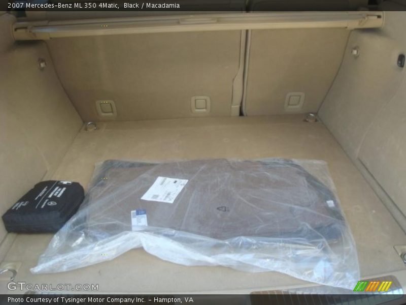 Black / Macadamia 2007 Mercedes-Benz ML 350 4Matic