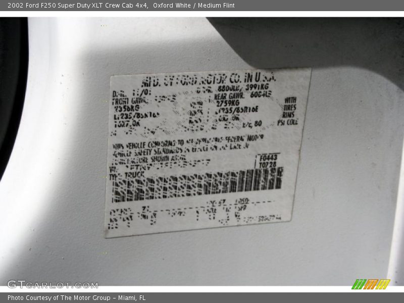 Oxford White / Medium Flint 2002 Ford F250 Super Duty XLT Crew Cab 4x4