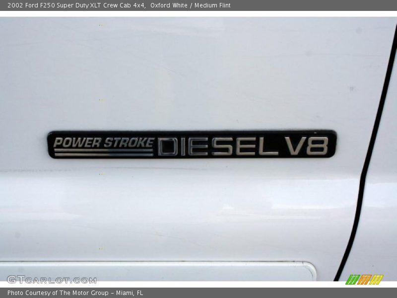 Oxford White / Medium Flint 2002 Ford F250 Super Duty XLT Crew Cab 4x4
