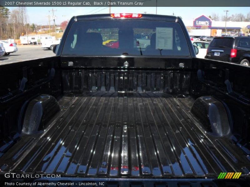 Black / Dark Titanium Gray 2007 Chevrolet Silverado 1500 LS Regular Cab