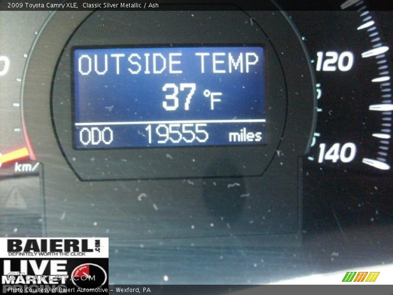 Classic Silver Metallic / Ash 2009 Toyota Camry XLE