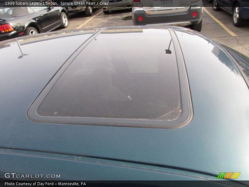 Spruce Green Pearl / Gray 1999 Subaru Legacy L Sedan