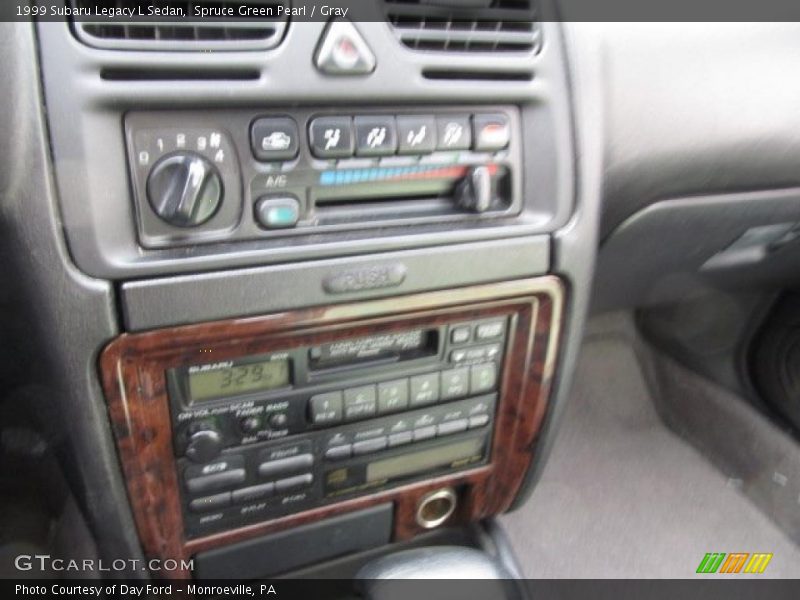 Spruce Green Pearl / Gray 1999 Subaru Legacy L Sedan