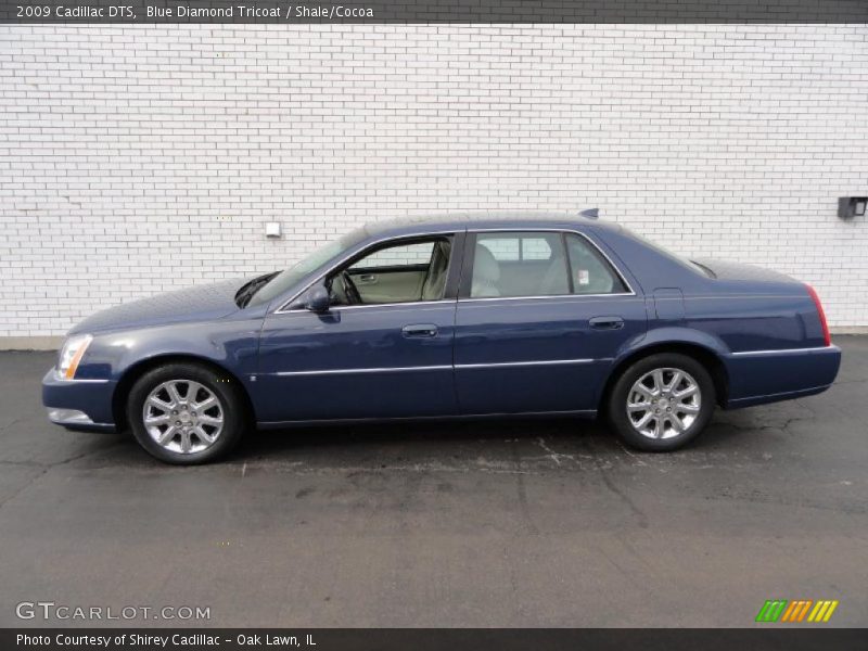 Blue Diamond Tricoat / Shale/Cocoa 2009 Cadillac DTS