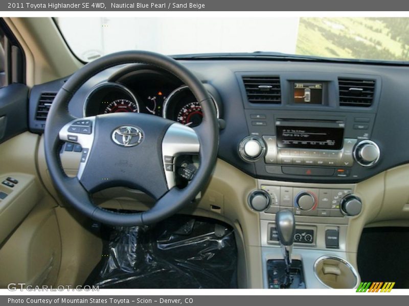 Nautical Blue Pearl / Sand Beige 2011 Toyota Highlander SE 4WD