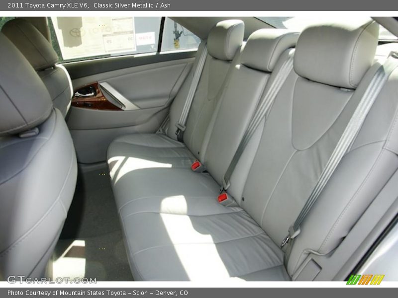 Classic Silver Metallic / Ash 2011 Toyota Camry XLE V6