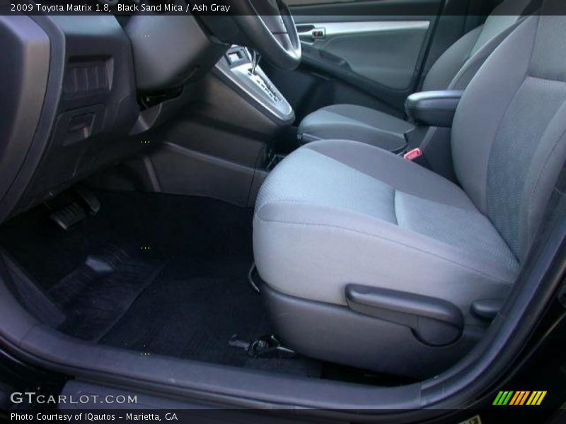 Black Sand Mica / Ash Gray 2009 Toyota Matrix 1.8