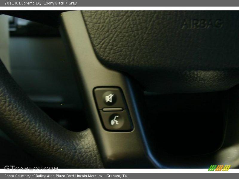 Ebony Black / Gray 2011 Kia Sorento LX