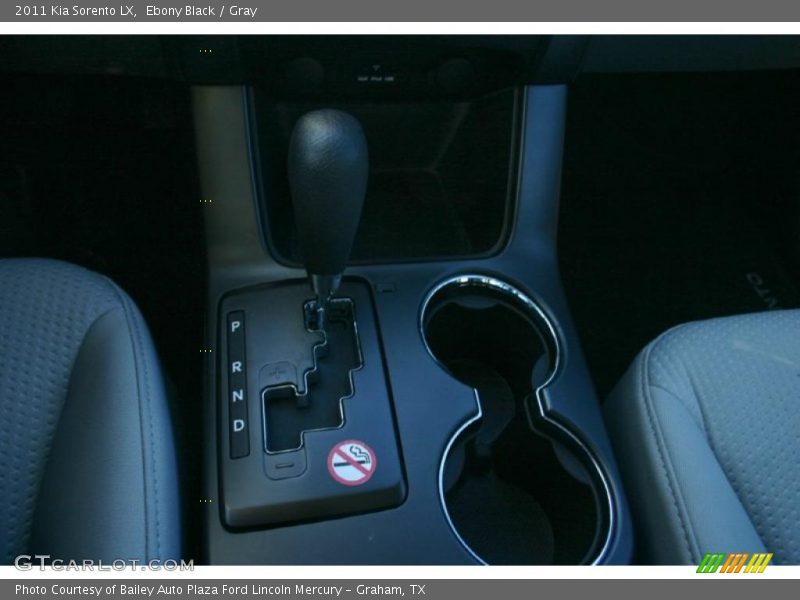 Ebony Black / Gray 2011 Kia Sorento LX
