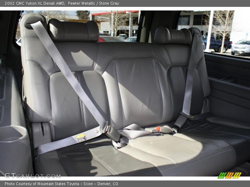 2002 Yukon XL Denali AWD Stone Gray Interior