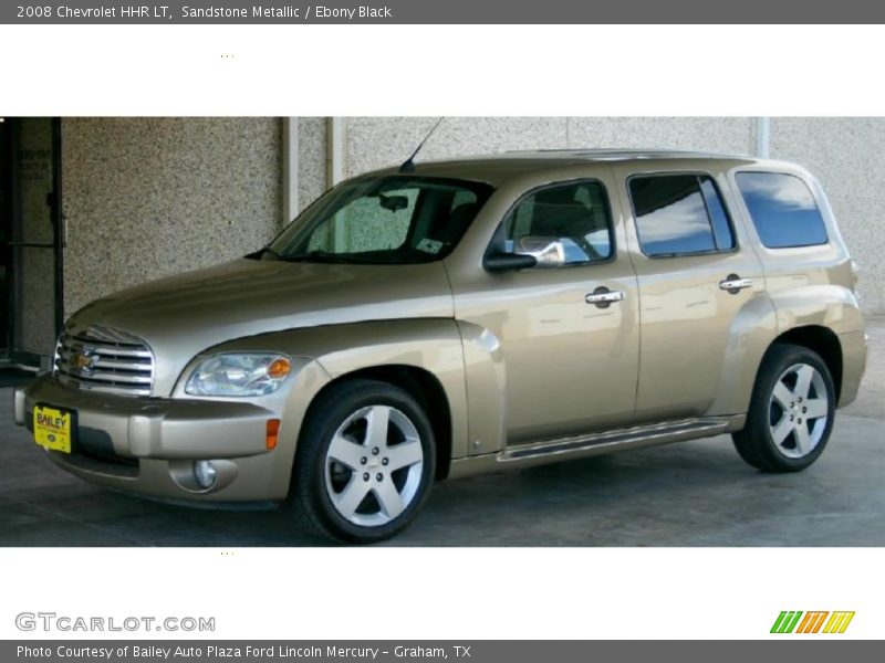 Front 3/4 View of 2008 HHR LT